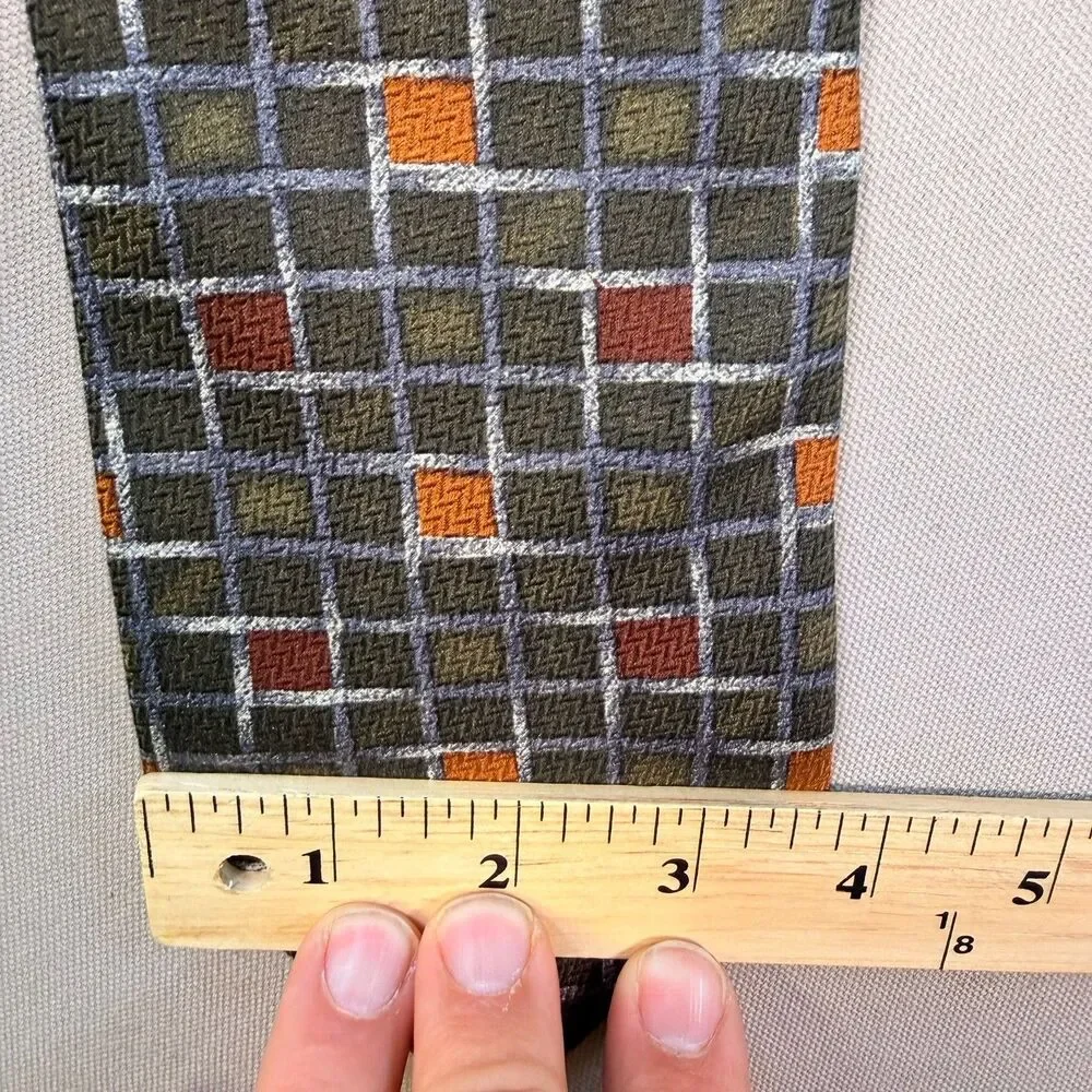 COACH Italian Silk Tie Geometric Design Luxury Stunning Made in Italy 60” x 3.5”